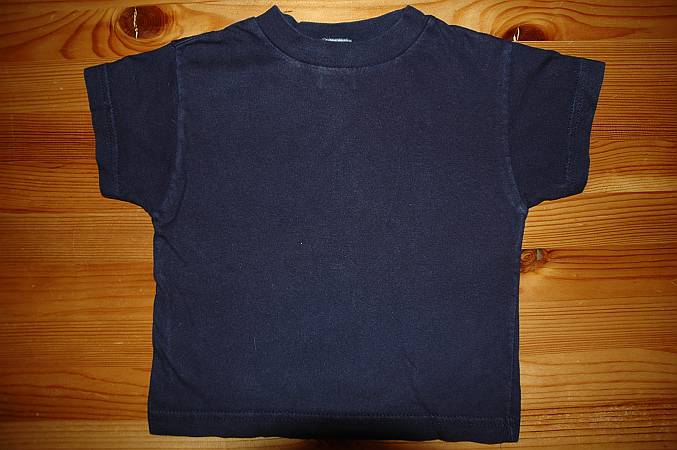 371.Marine blå T-shirt - 80, 15 kr